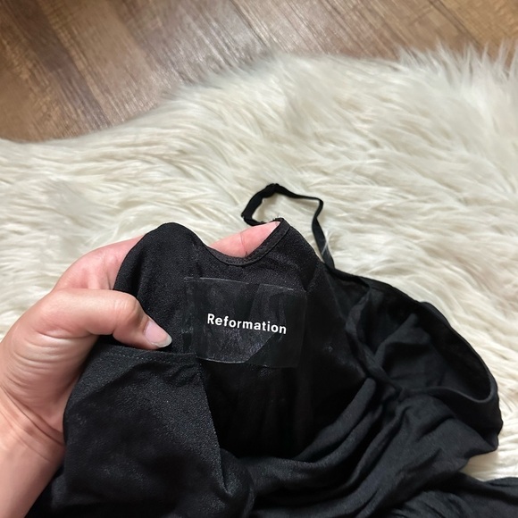 REFORMATION IIona Wrap Top In Black - Picture 4 of 5